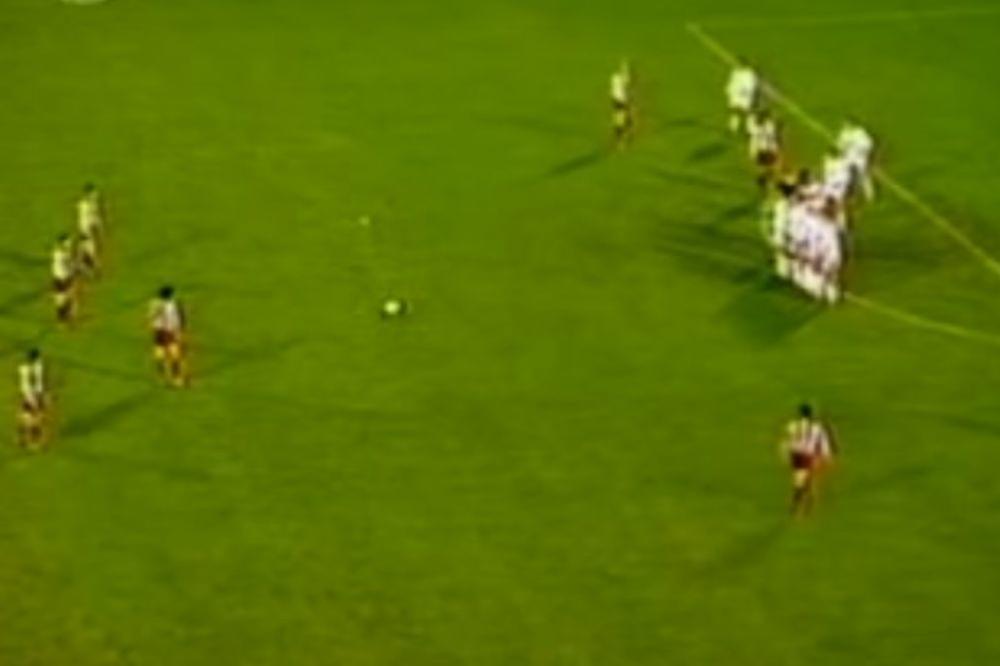 ZALET, LEVICA I LOPTA U RAŠLJAMA: Tajna Mihine bombe krije se u broju stopala (VIDEO)