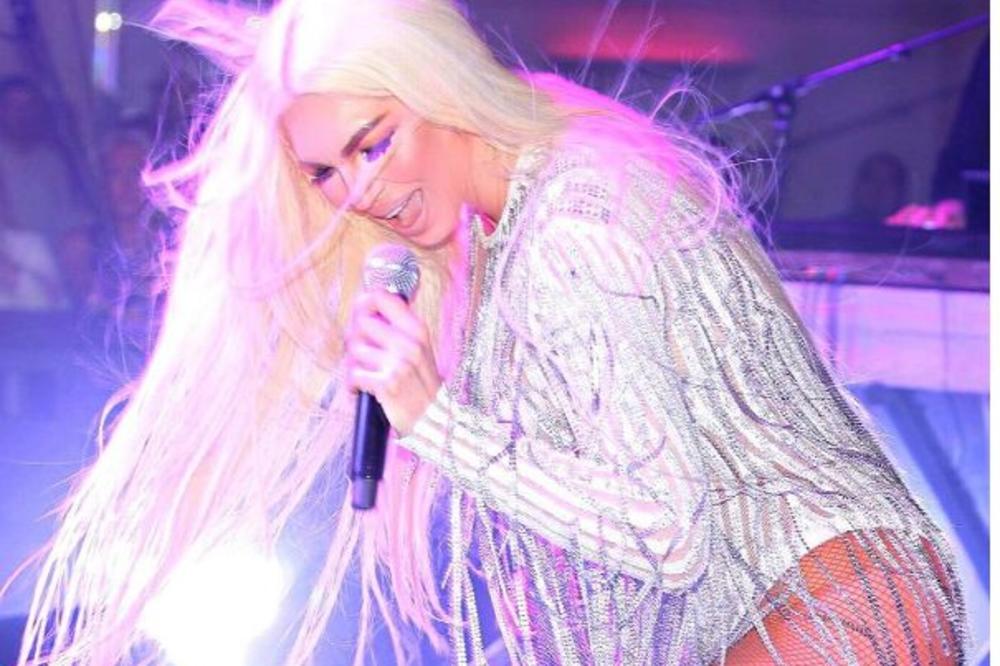 Napadali je zbog PROVOKATIVNOG izgleda, pa JK dokazala kako izgleda prava DIVA (FOTO)