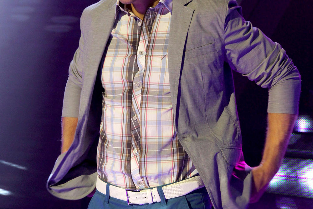 Da li ste se nekad zapitali šta se dešava kad se KAMERE UGASE? Nećete verovati šta voditelji Pinkovih zvezda rade iza scene! (FOTO)