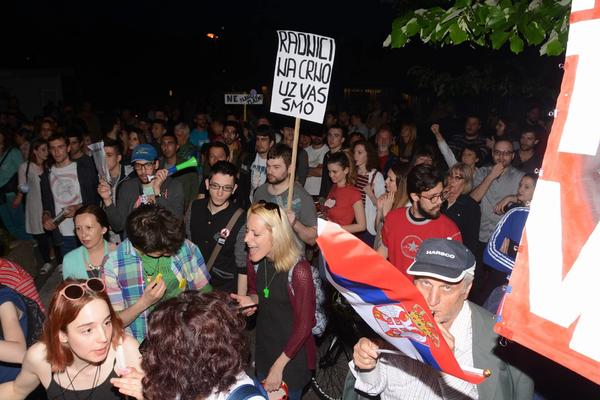 KULTUROM PROTIV DIKTATURE! Građani na ulicama 24. dan! (VIDEO)