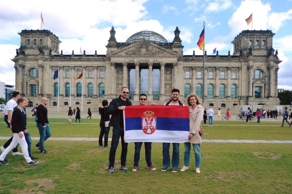 SRBIN U AMERICI OTKRIVA KAKO JE ZAISTA ŽIVETI I RADITI TAMO: Nećete biti oduševljeni! (FOTO)