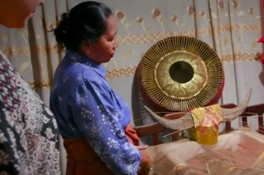 NISU GA SAHRANILI 12 GODINA: Ovaj viševekovni običaj uteruje STRAH u kosti! (FOTO) (VIDEO)