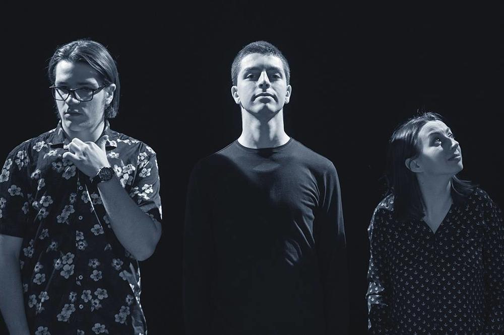 ZAPAMTITE OVO IME! Sledeća nova stvar u srpskoj muzici zove se Moloa! (VIDEO)