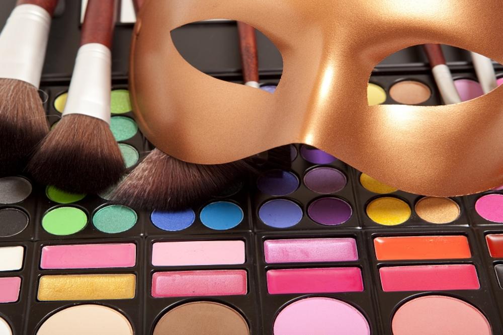 Htela sam da kupim šminku na netu, umalo sam završila u bolnici! PAZITE SE FB PREVARE NA KOJU NASEDAJU SRPKINJE! (VIDEO)