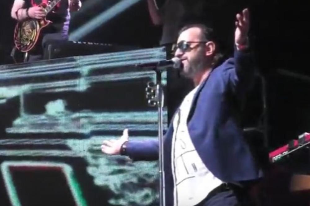 ACA LUKAS IZDOMINIRAO: Na binu je izveo ĆERKU I KUMU, a onda su otpevali jednu pesmu koju SVI ZNAJU! (VIDEO)