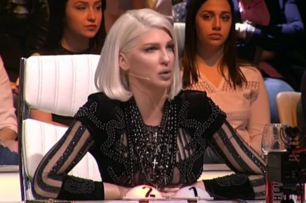 JK JOJ JE GOVORILA DA JE SMARAČICA I DA IZGLEDA KAO KAFE KUVARICA: Ova takmičarka je i danas popularna! (FOTO)