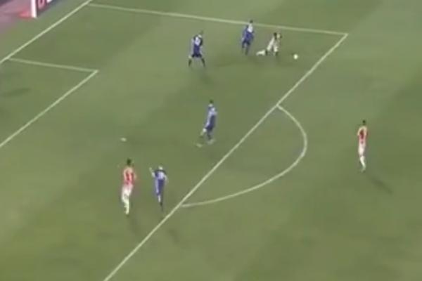 OVOME SE I DELIJE SMEJU! Da li je srpski fudbal ikada video sporniji penal od ovoga? (VIDEO)