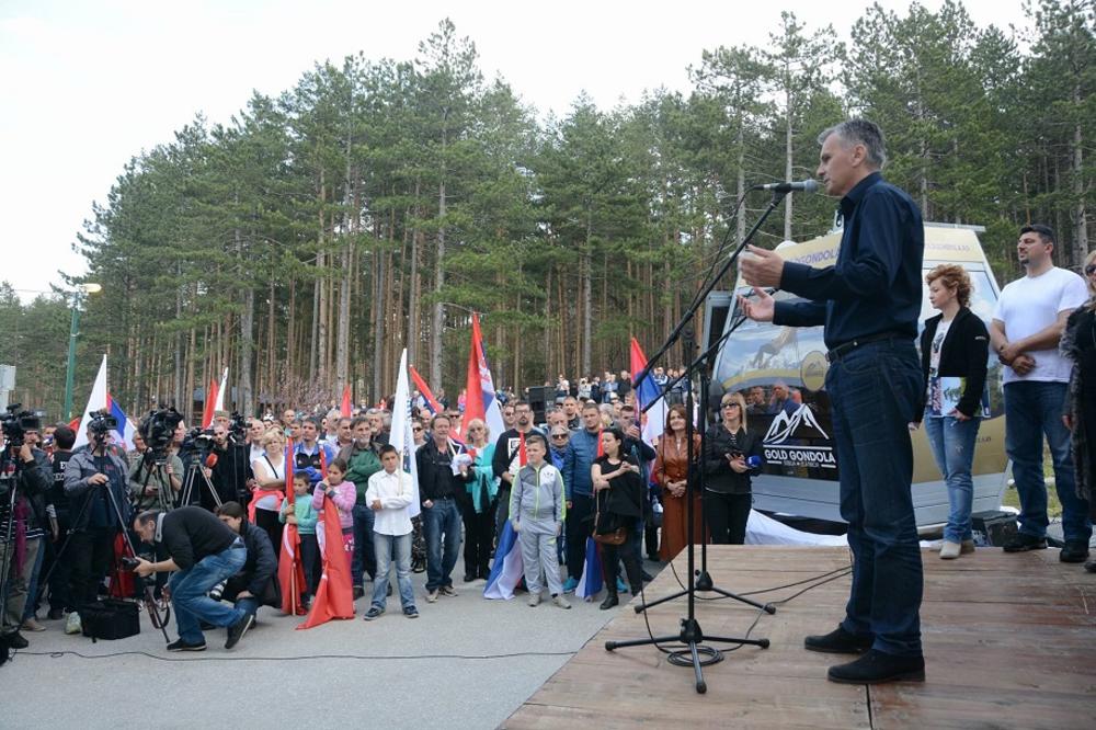 Stamatović na ZLATIBORSKOJ MOBI: Svi koji podržavaju SNS mogu po Srbiji da rade šta HOĆE! (FOTO) (VIDEO)