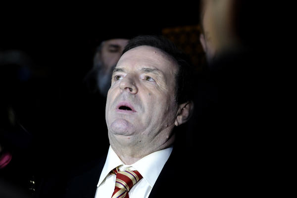 NIŠTA VIŠE NEĆE BITI ISTO! Uz potresnu fotografiju i JOŠ BOLNIJE REČI Karić otvorio srce! (FOTO)