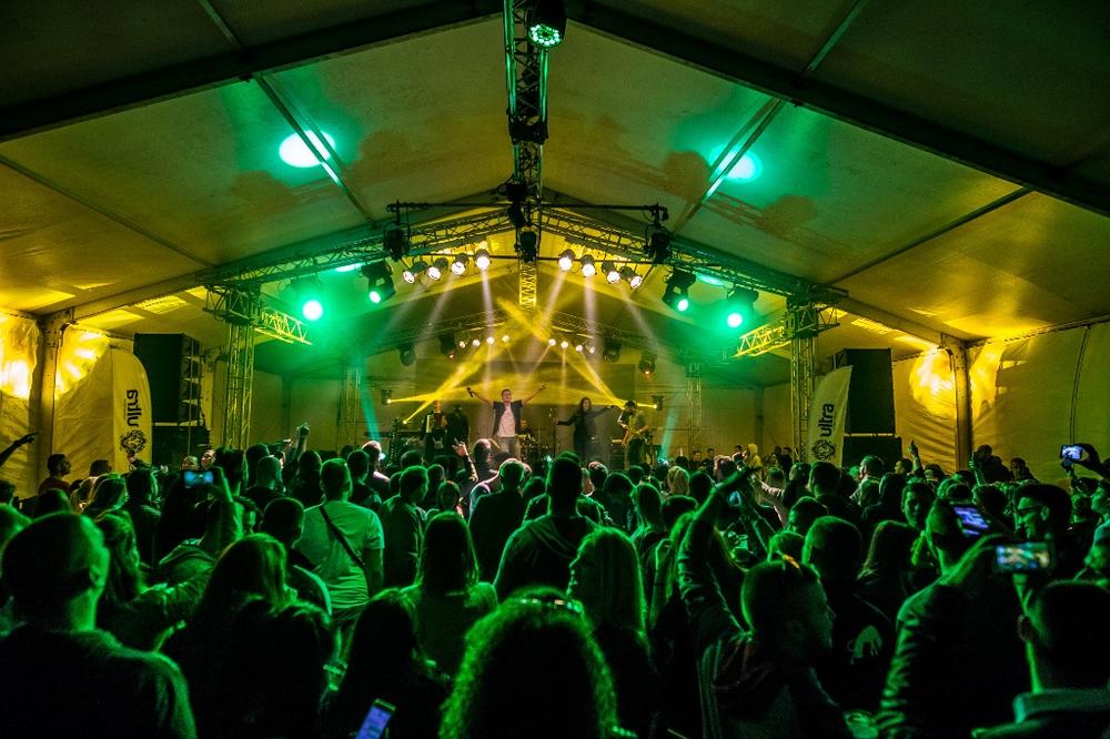 Spektakularna ZAVRŠNICA „URANAK“ festivala na SREBRNOM JEZERU (FOTO)