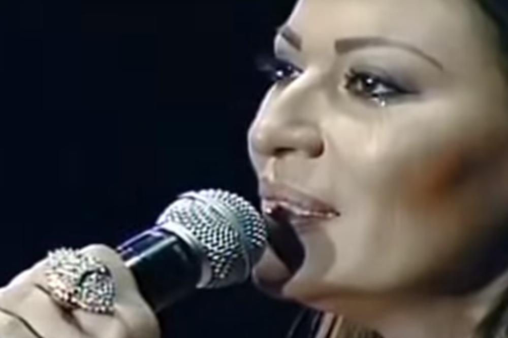 CECA JE LILA SUZE DOK JE PEVALA OVU PESMU: A onda je Anastasija uzela mikrofon u ruke i zapevala istu...Sledi vam momenat za pamćenje! (VIDEO)