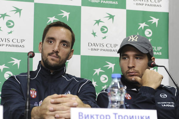 ISTANBUL TALIČAN ZA SRBE: Lajović i Troicki u četvrtfinalu dublova!