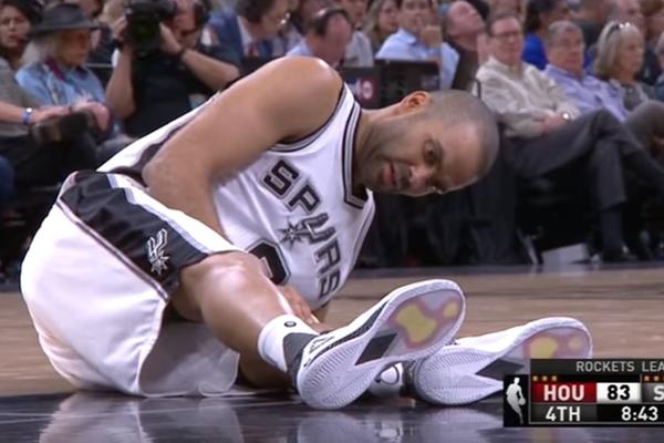 Ne izgleda dobro: Poznata je težina povrede Tonija Parkera! (VIDEO)