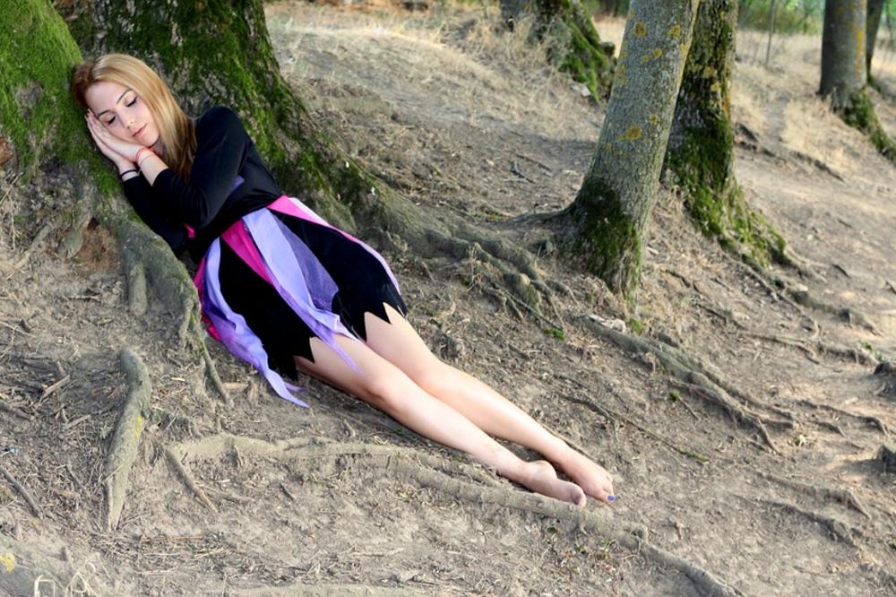 Ženama treba više sna jer muškarci ne koriste mozak! (FOTO) (GIF)