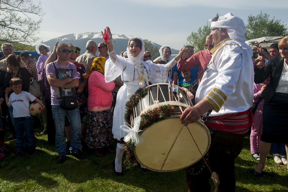 SVE ŠTO BI TREBALO DA ZNATE O ĐURĐEVDANU: Kako se proslavlja i šta bi danas trebalo raditi? (VIDEO)