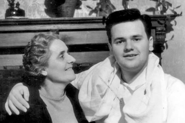 MRAČNA TAJNA SLOBODANA MILOŠEVIĆA: Zašto nikad nije otišao na očev grob? (FOTO)