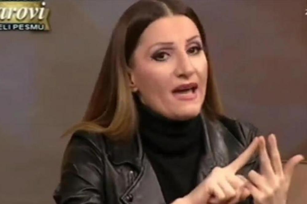 GAĐALA PEVAČE FLAŠAMA! MIRA ŠKORIĆ POKAZALA TEŠKU NARAV: Napila se pred nastup, kolege joj oprostile za 5.000 EVRA!