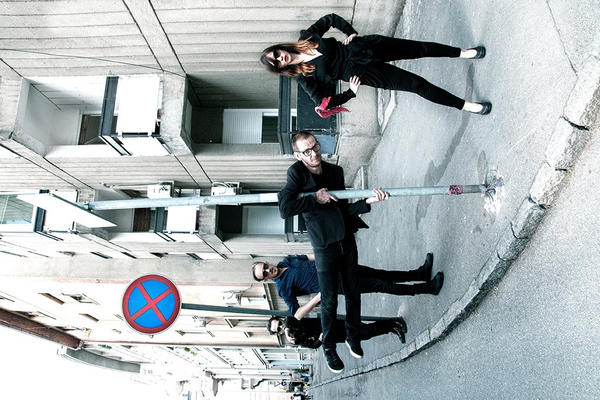 DA LI ĆE OVO NEŠTO PROMENITI? Artan Lili imaju novog gitaristu! (VIDEO)