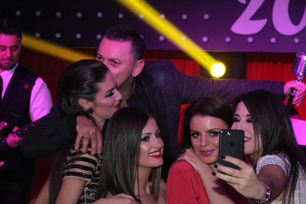 ŠAKO NAJAVIO NEŠTO ŠTO SVI ŽELJNO OČEKUJU! Svi ga isprozivali, biće ovo najjači video ikada! (FOTO)