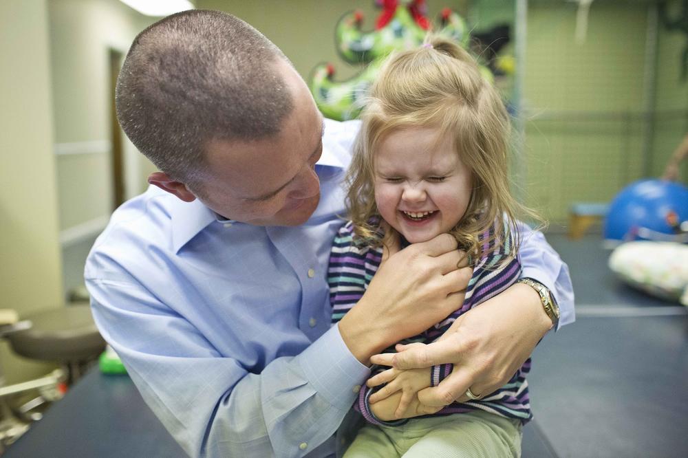 NAUČNICI KONAČNO POTVRDILI: Evo zašto smo golicljivi