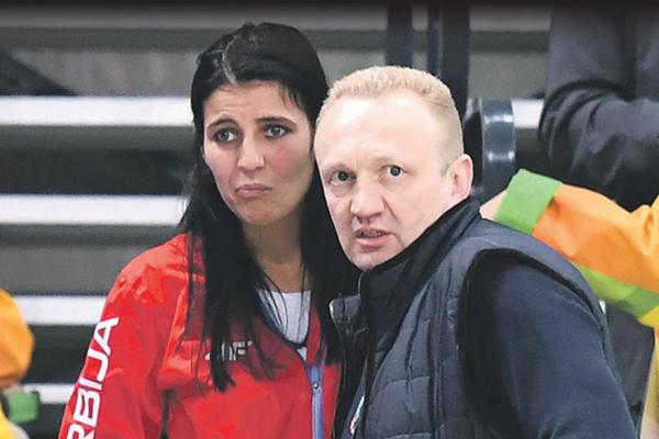 SADA JE STVARNO KRAJ, NEMA VIŠE LJUBAVI: Raskinuli Đilas i Ana Dabović! (FOTO)