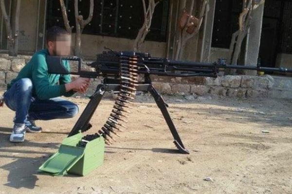 TRAGOM KOJOTA: Kako je mitraljez SRPSKE ZASTAVE završio u Siriji? (VIDEO)