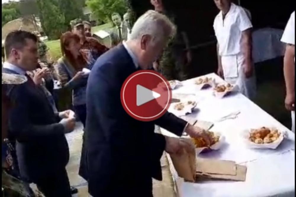 VALJA DA SE PROBA! Toma navalio na kiflice koje prave vojnici! (VIDEO)