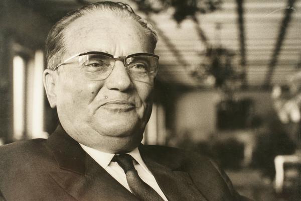 PRODAJE SE TITOV PENTHAUS U NJUJORKU: Od cene vam neće biti dobro, a kad vidite kako izgleda...