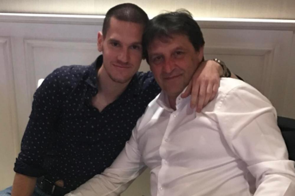 Ma samo bahato! GAŠIĆEV MALI SE RAZBACUJE PARAMA! Za rođendanski poklon daje...(FOTO)