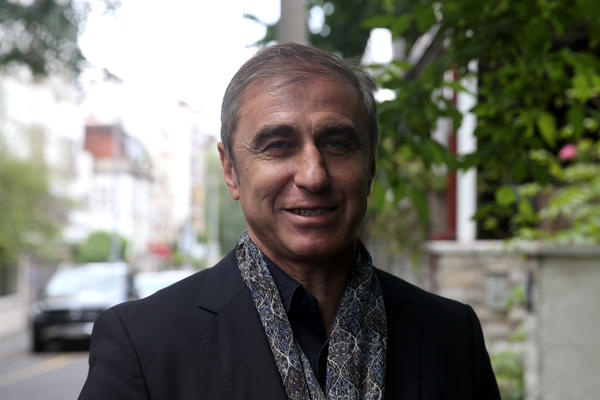 Ono što su sve Delije zamerale Grofu, promenio je Đurovski! Da li se Zvezda menja iz korena? (FOTO)