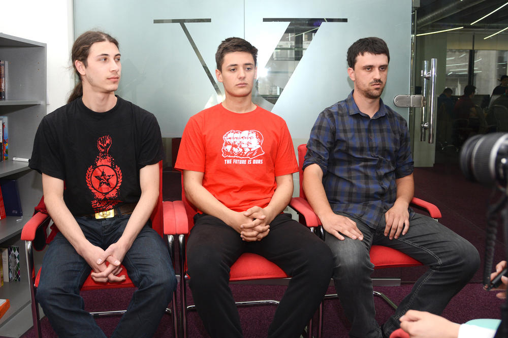 Gađali su Levija tortom, a evo KAKVE POSLEDICE OVI MLADIĆI SNOSE SADA!