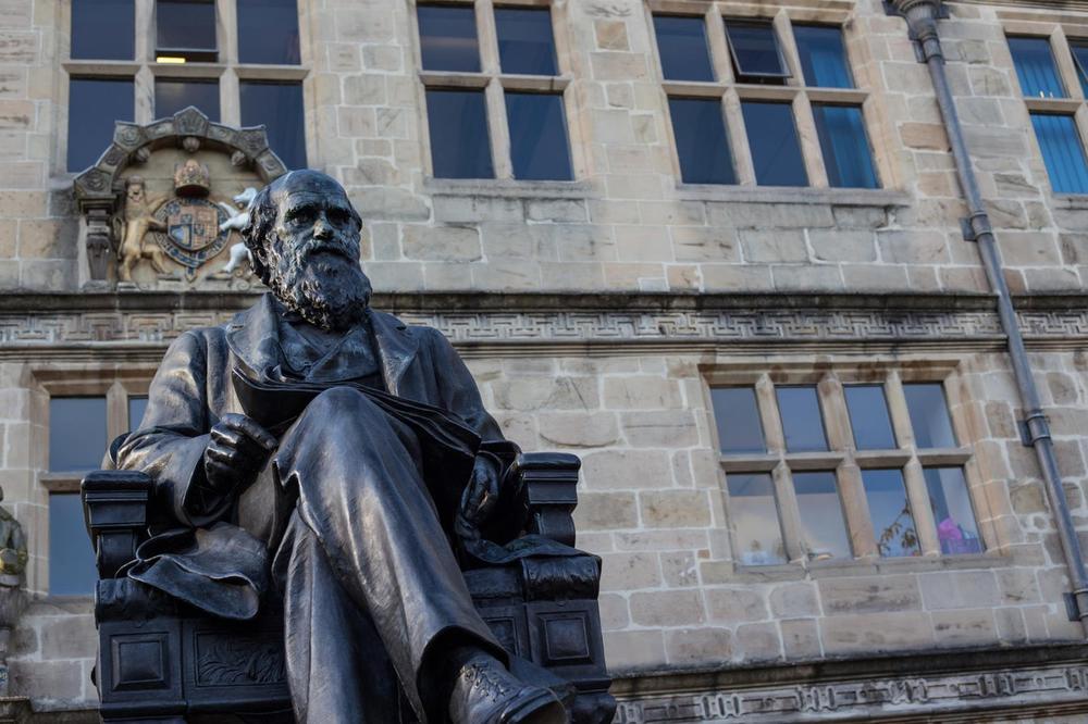 Centar za promociju nauke: SKC otkazao gostoprimstvo tribini o Darvinu, našla se alternativa! (FOTO)