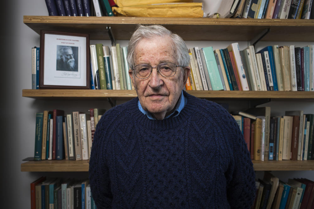 Oni su gori od ISLAMSKE DRŽAVE: Noam Čomski otkrio organizaciju koja se nalazi u SAD