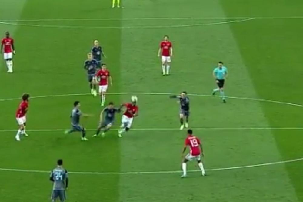 Igrao se kao malo dete! Lucidni Pogba poklonio Seltinim igračima besplatnu vožnju vrteškom! (VIDEO)