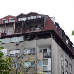 Poenta je da odmah predate zahtev za legalizaciju! Ako se kuća ne vidi satelitski džaba sve, a ako nemate skicu..