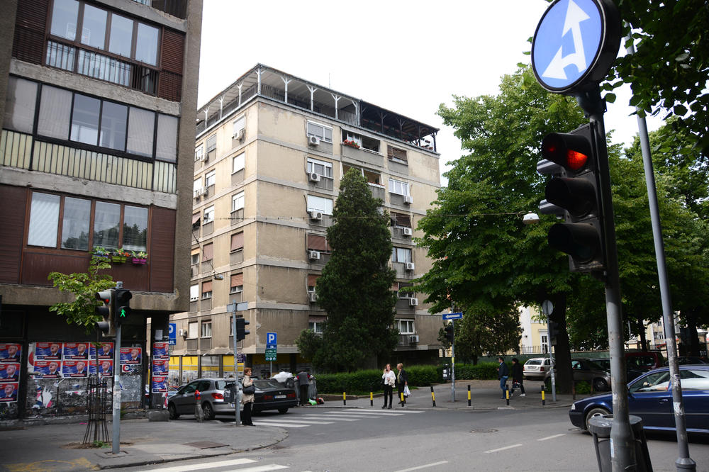 Šta ako legalizujete kuću po novom zakonu o legalizaciji! U jednom slučaju, plaćate porez retroaktivno 5 godina