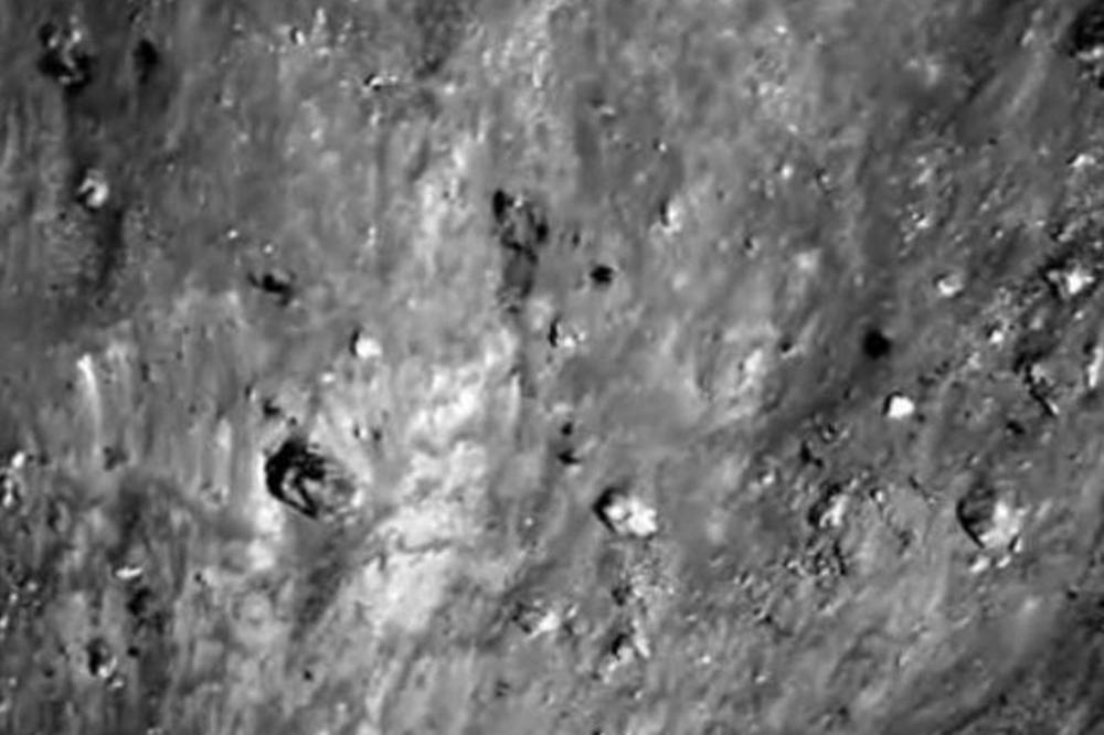 CEO SVET PRIČA O OVOJ FOTOGRAFIJI NASA: Šta vi mislite, šta je ovo na njoj? (FOTO)