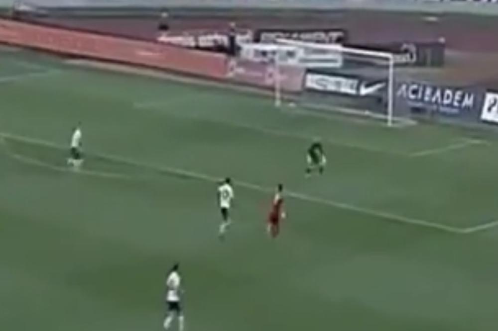 Kontranapad direktno iz knjige: Voždovac poveo u Humskoj golom kojim bi se i Toti ponosio! (VIDEO)