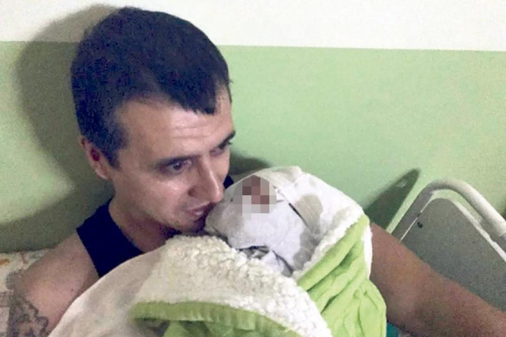 PRVE FOTOGRAFIJE BULATOVE PRERANO ROĐENE ĆERKE: Dora je vrednija od svake ikone! (FOTO)