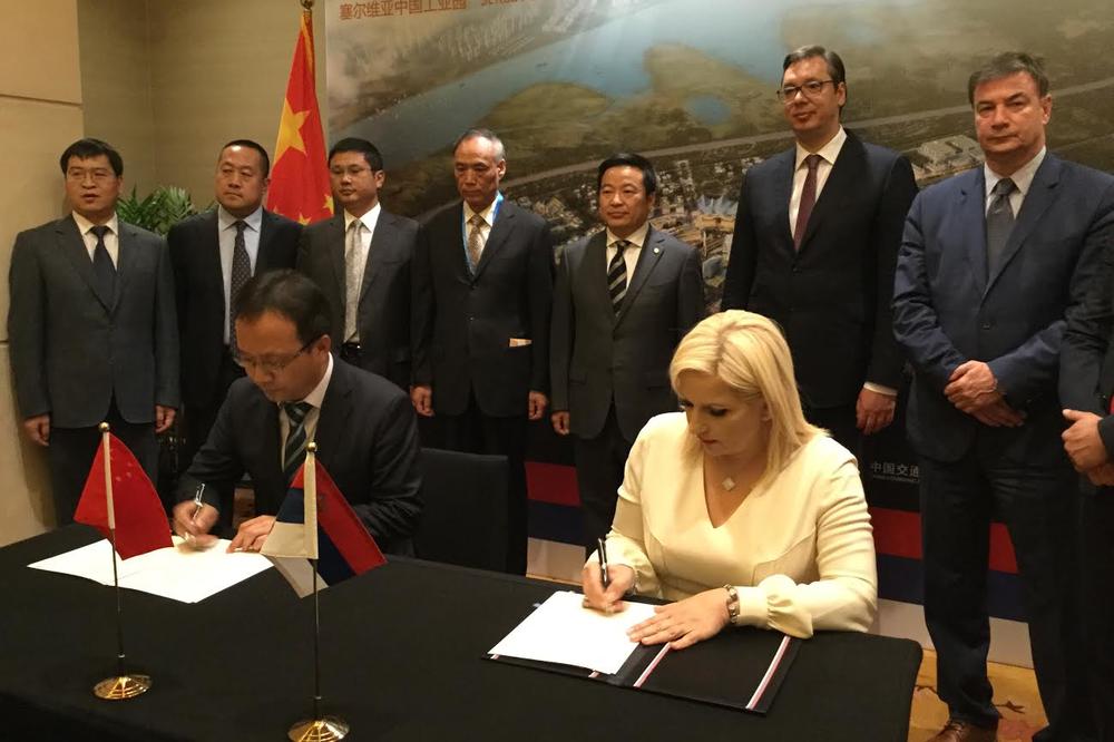 VUČIĆ U POSETI PEKINGU: Potpisan Memorandum o izgradnji putne infrastrukture!
