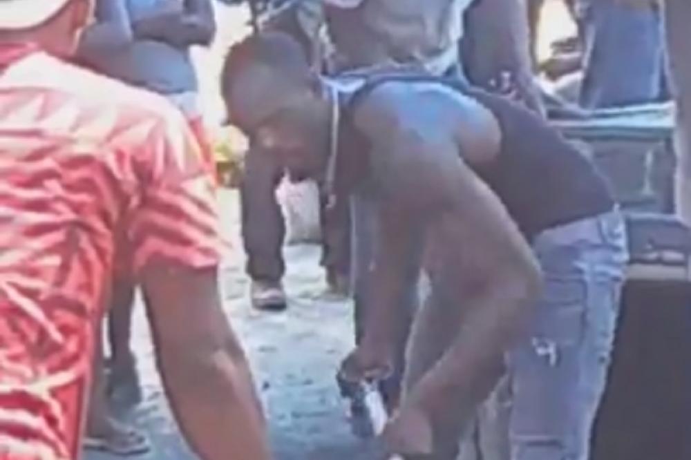 I U DOBRU I U ZLU! Bolt kopao grob za nesrećno poginulog prijatelja! (VIDEO)