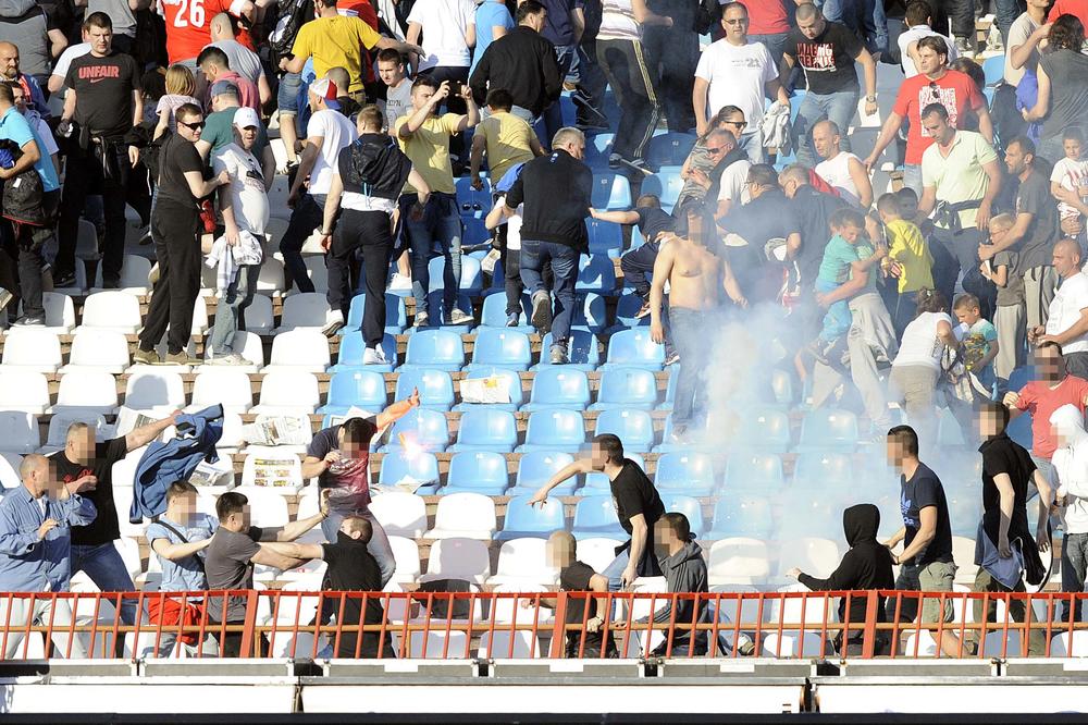 BILO JE KRAJNJE VREME: Da li OVO znači da je država KONAČNO počela da se SUKOBLJAVA SA HULIGANIMA? (FOTO)