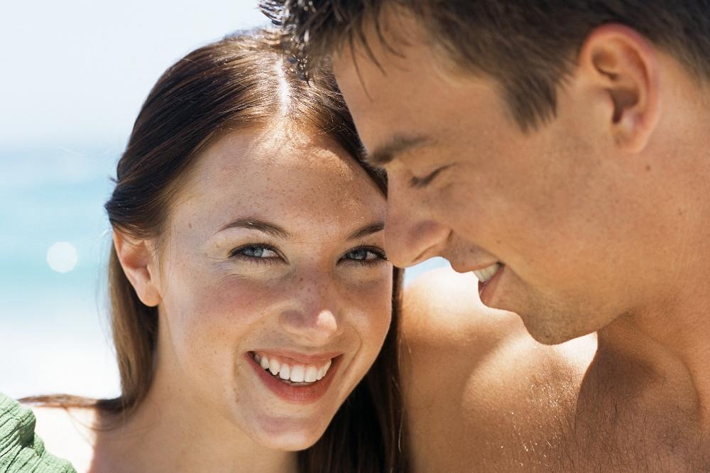 5 stvari koje muškarci primećuju na vama - samo ako mu ih vi pokažete! (FOTO) (GIF)