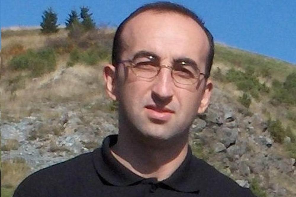 Dvogodišnja ćerkica čeka Srđana: NIŠLIJA MISTERIOZNO NESTAO, jeste li ga videli? (FOTO)