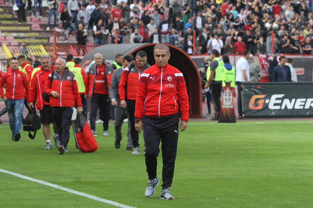 PRVI REZ BOŠKA ĐUROVSKOG! Najbolji igrač Zvezde odstranjen zbog nediscipline!