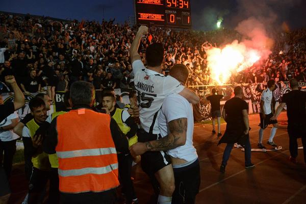 Crnogorci se uplašili! Koliko će Grobara doći u Podgoricu?!