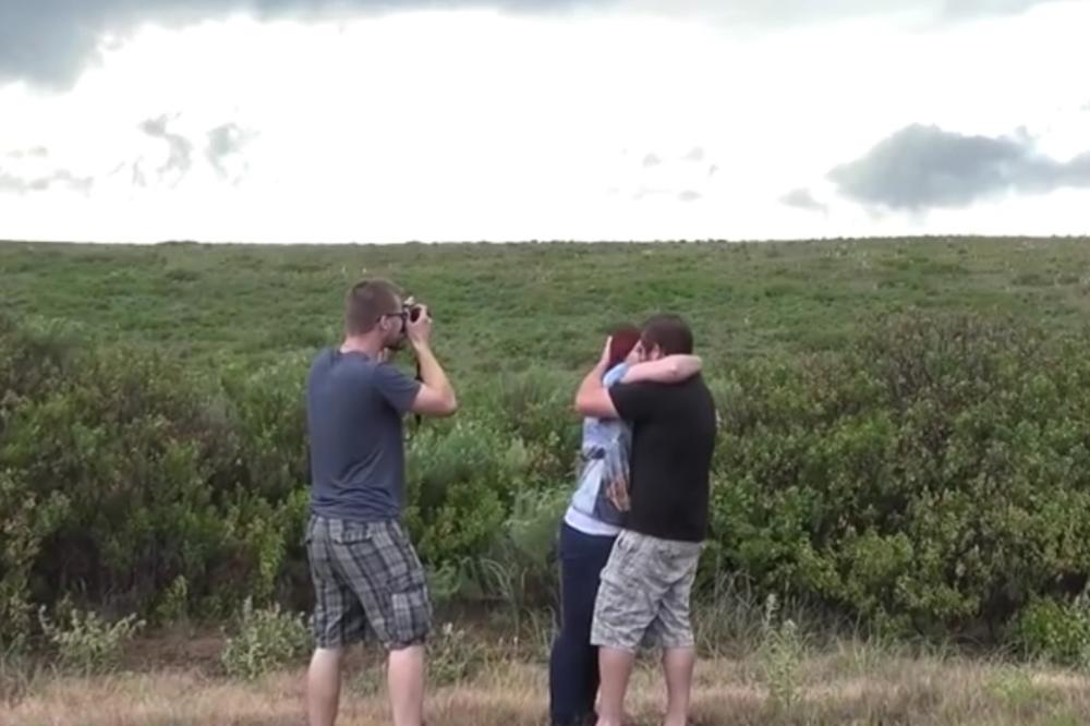 NAJLUĐA PROSIDBA IKADA: Zaprosio je dok im se približavao TORNADO! (VIDEO)