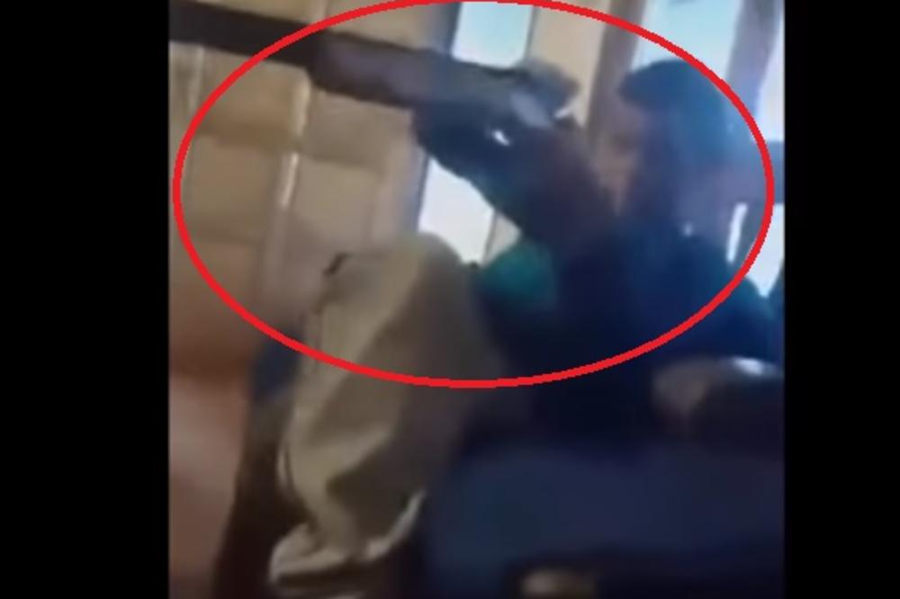 Dečak (13) slučajno UBIO drugaricu tokom FEJSBUK LAJVA (UZNEMIRUJUĆI VIDEO)