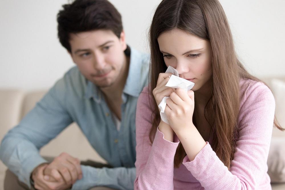 10 znakova da si u vezi s potpuno pogrešnom osobom (FOTO) (GIF)