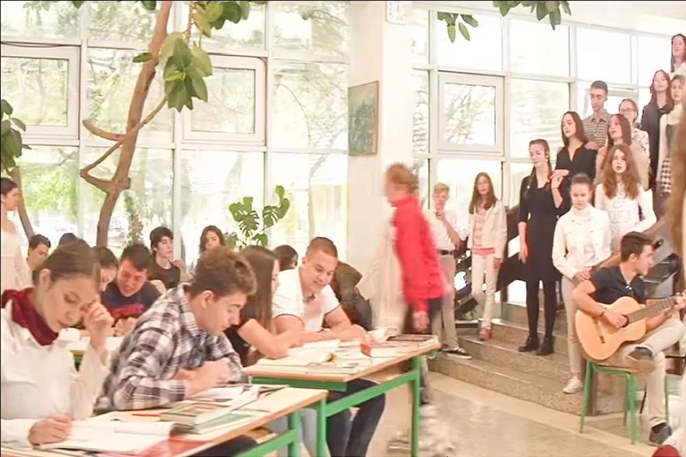 Klinci za primer: Srednjoškolci iz Bara snimili spot koji šalje fenomenalnu poruku (VIDEO)